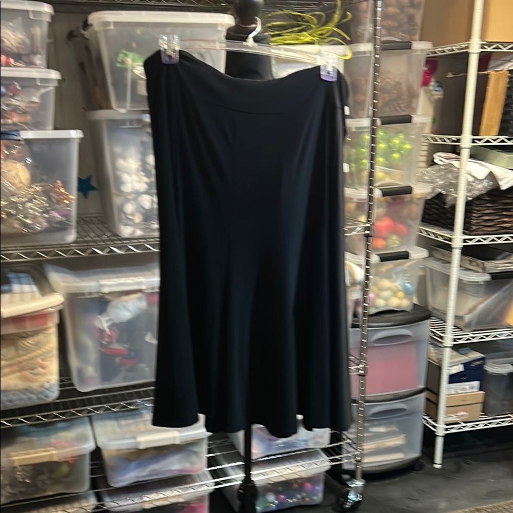 Chic Black Midi Skirt for Women